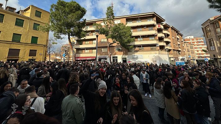 Telediario 2 - Tarde o cotillón, el debate está servido entre la tardevieja o la nochevieja