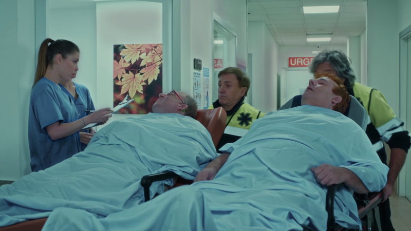 Operacin IA IA oh - Carrera de camillas - Especiales Nochevieja con Jos Mota | Ver