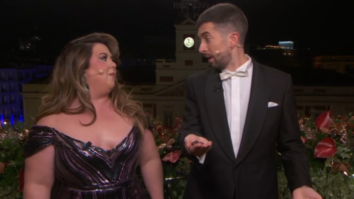 Campanadas de Fin de Año - Los amuletos y deseos de Broncano y Lalachus en las Campanadas