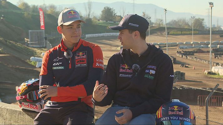 Telediario 2 - Talento presente y futuro en el Dakar con Edgar Canet y Pau Navarro