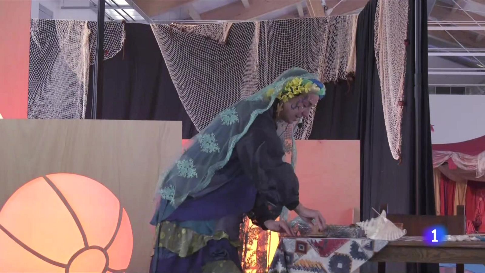 El Tinglado Reial, a ple rendiment per arribar al dia de Reis - L'Informatiu | Veure