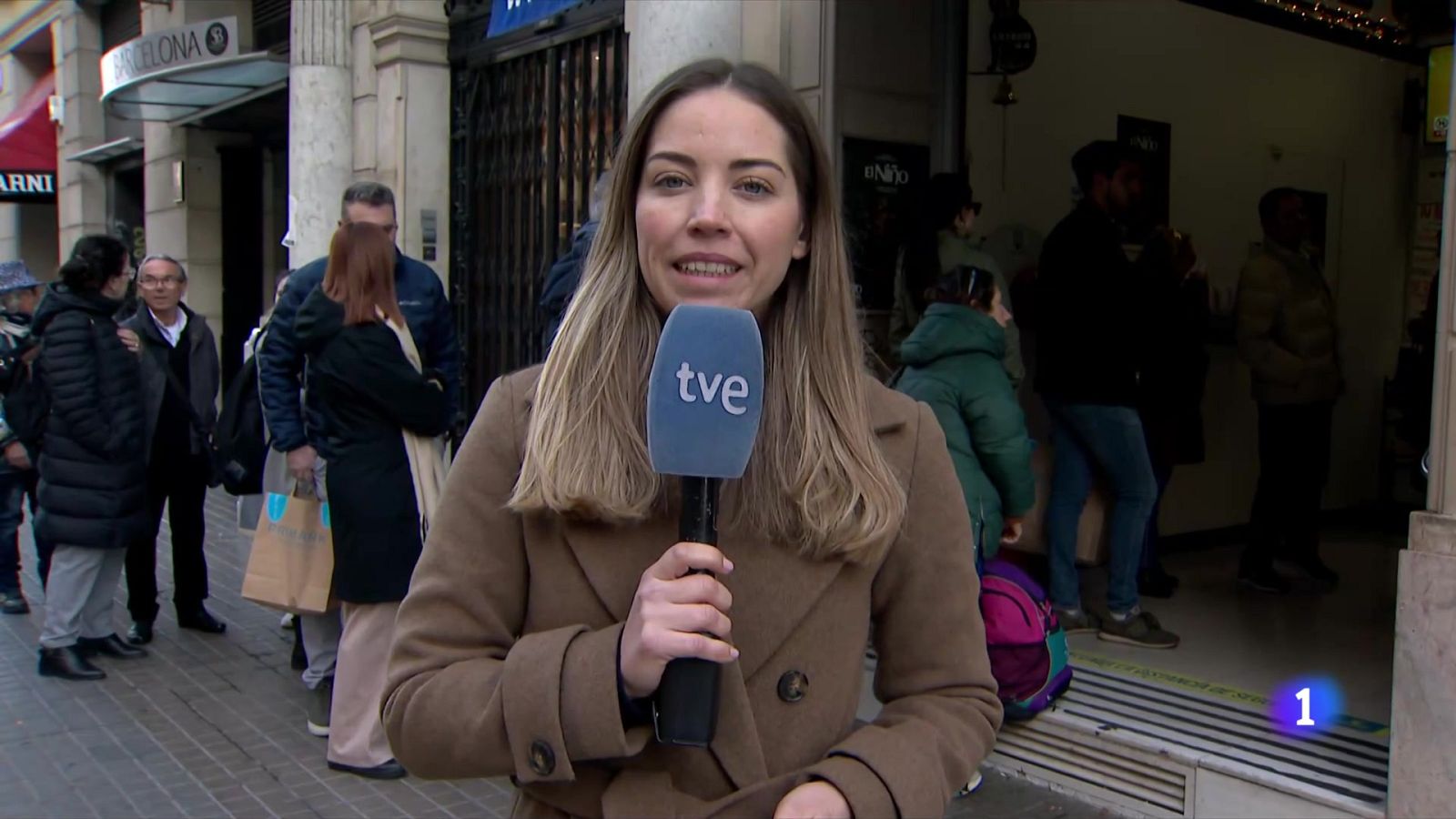 Darreres hores per comprar Loteria del Nen - L'Informatiu | Veure