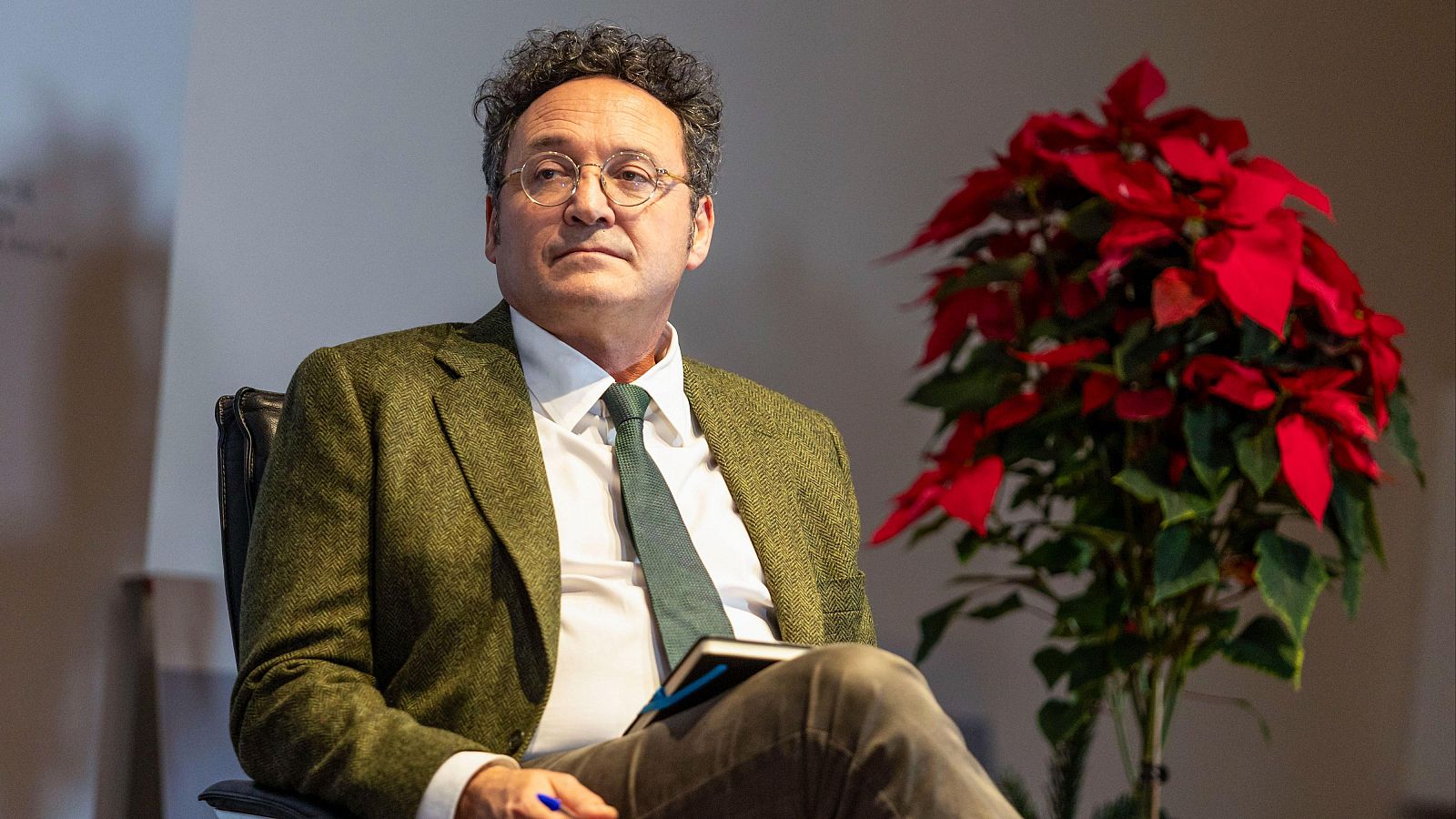 El TS pide a la UCO que recupere los mensajes del móvil del fiscal general - Telediario 1 | Ver