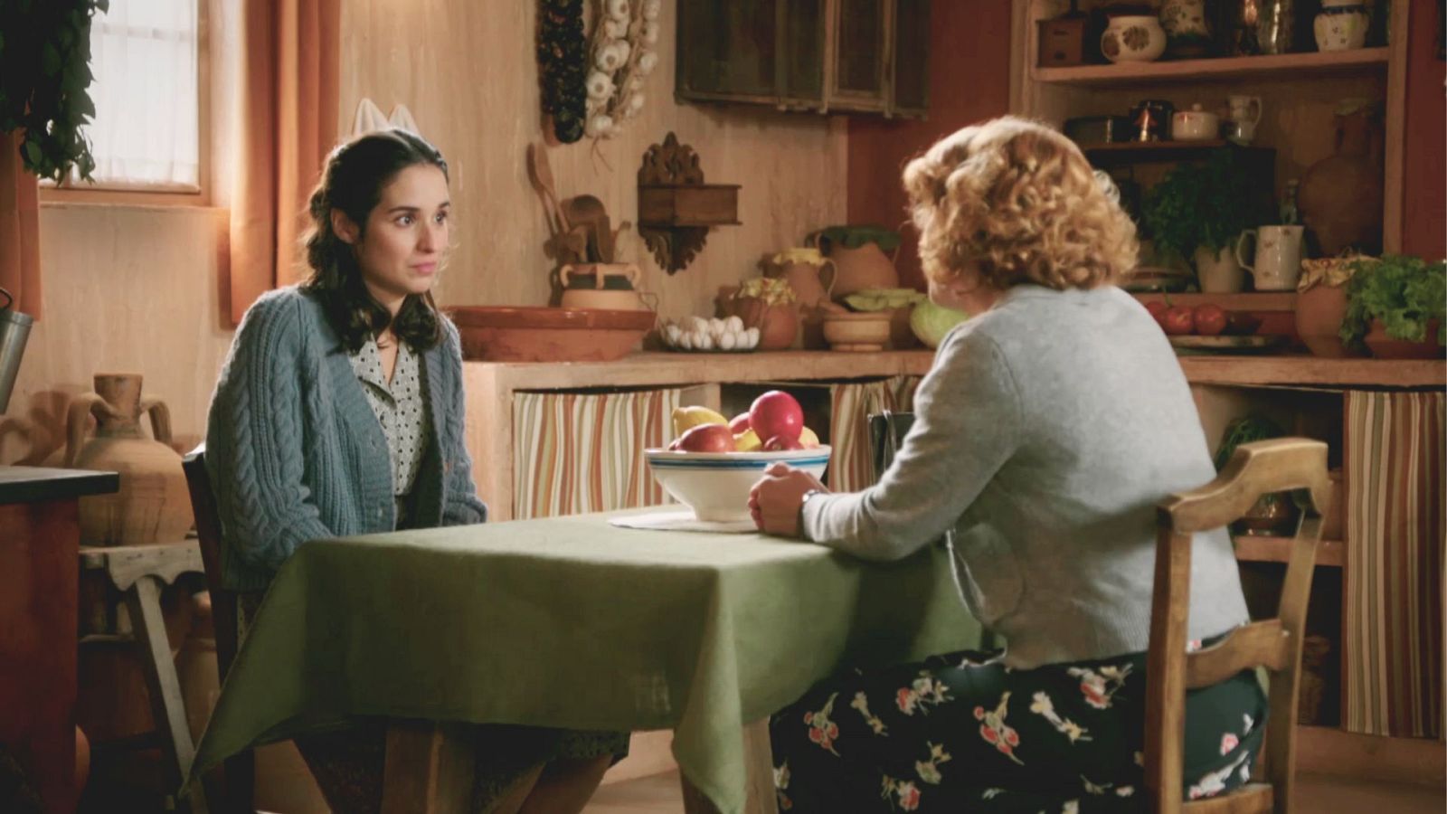 Silvia cuenta la verdad de su historia con Giancarlo - Salón de té La Moderna | Ver