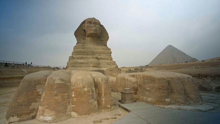 Superestructuras Antiguas - La Gran Esfinge. Esculpiendo al rey león