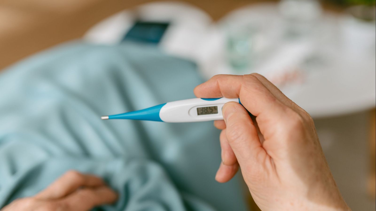 Quique Bassat, epidemiólogo: "No vacunarse contra la gripe es un lujo que no nos podemos permitir" - Informativo 24h | Ver