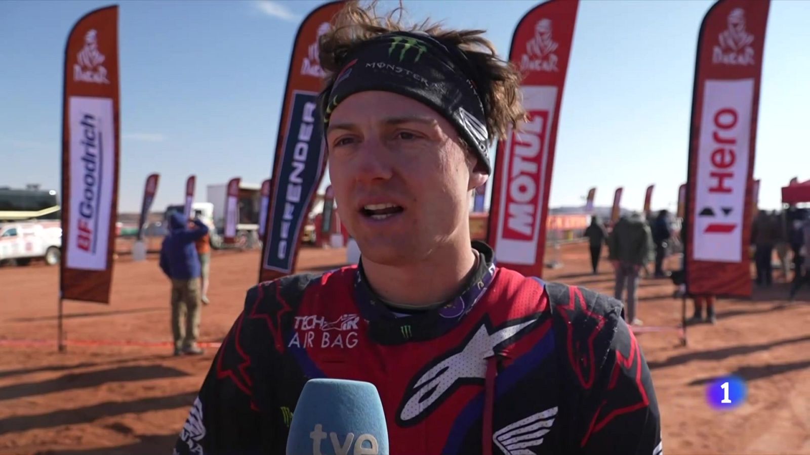 Tosha Schareina, segundo para no abrir ruta en la etapa del Dakar | Ver