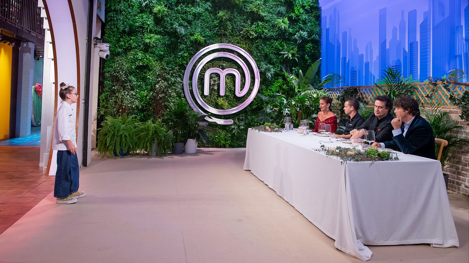 El postre dedicado a su familia de Valentina - MasterChef | Ver