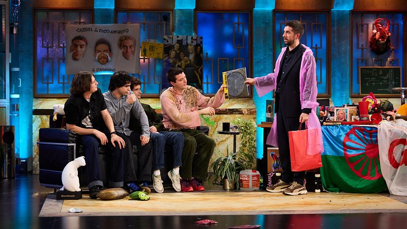 La Revuelta | El vinilo especial de Carolina Durante 9/11/25 - La Revuelta | Ver