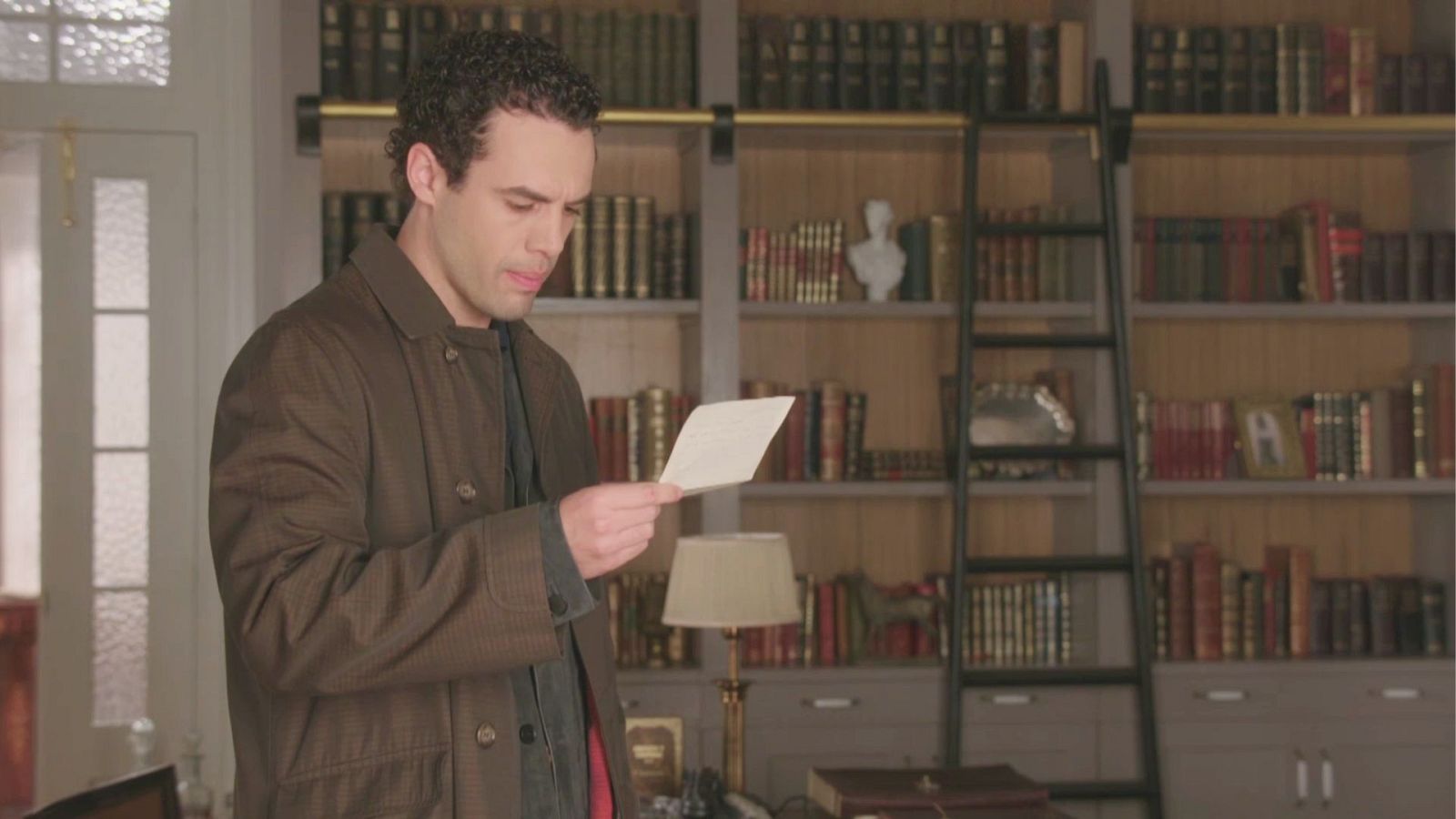 Amaya se despide de Rodrigo a través de una nota - Salón de té La Moderna | Ver