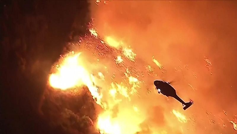 Artistas sin casas, eventos aplazados: el incendio en Los Ángeles golpea a Hollywood | Ver