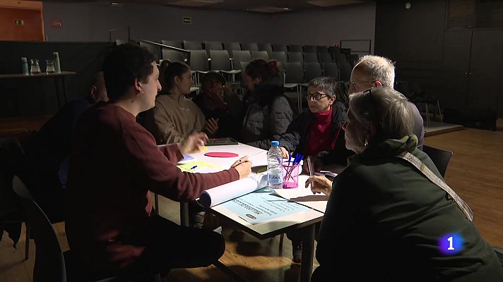 L'Informatiu - Quan els veïns trien directament en què gastar els pressupostos