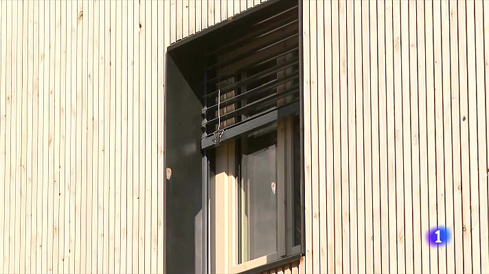 L'Informatiu - Cases fetes amb fusta, una alternativa més sostenible