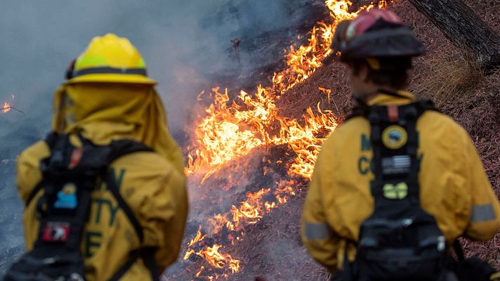 Telediario Fin de Semana - Los incendios en Los Ángeles siguen avanzando seis días después