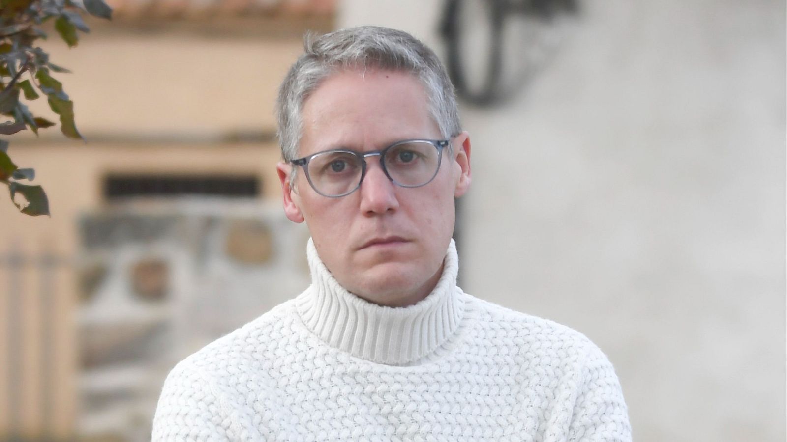 Un párroco de Segovia niega la comunión a feligreses por ser homosexuales | Ver