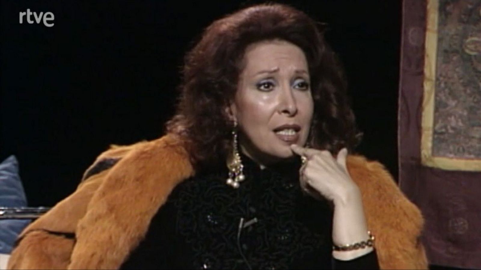 La noche. El mundo por montera - Chakras - La noche. El mundo por montera | Ver