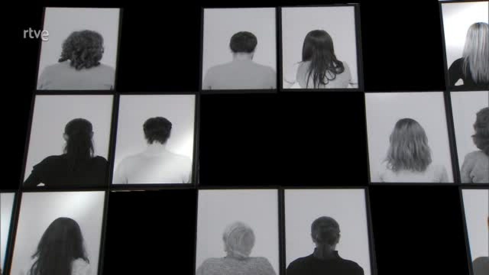 Exposición Santiago Sierra - Atención obras | Ver