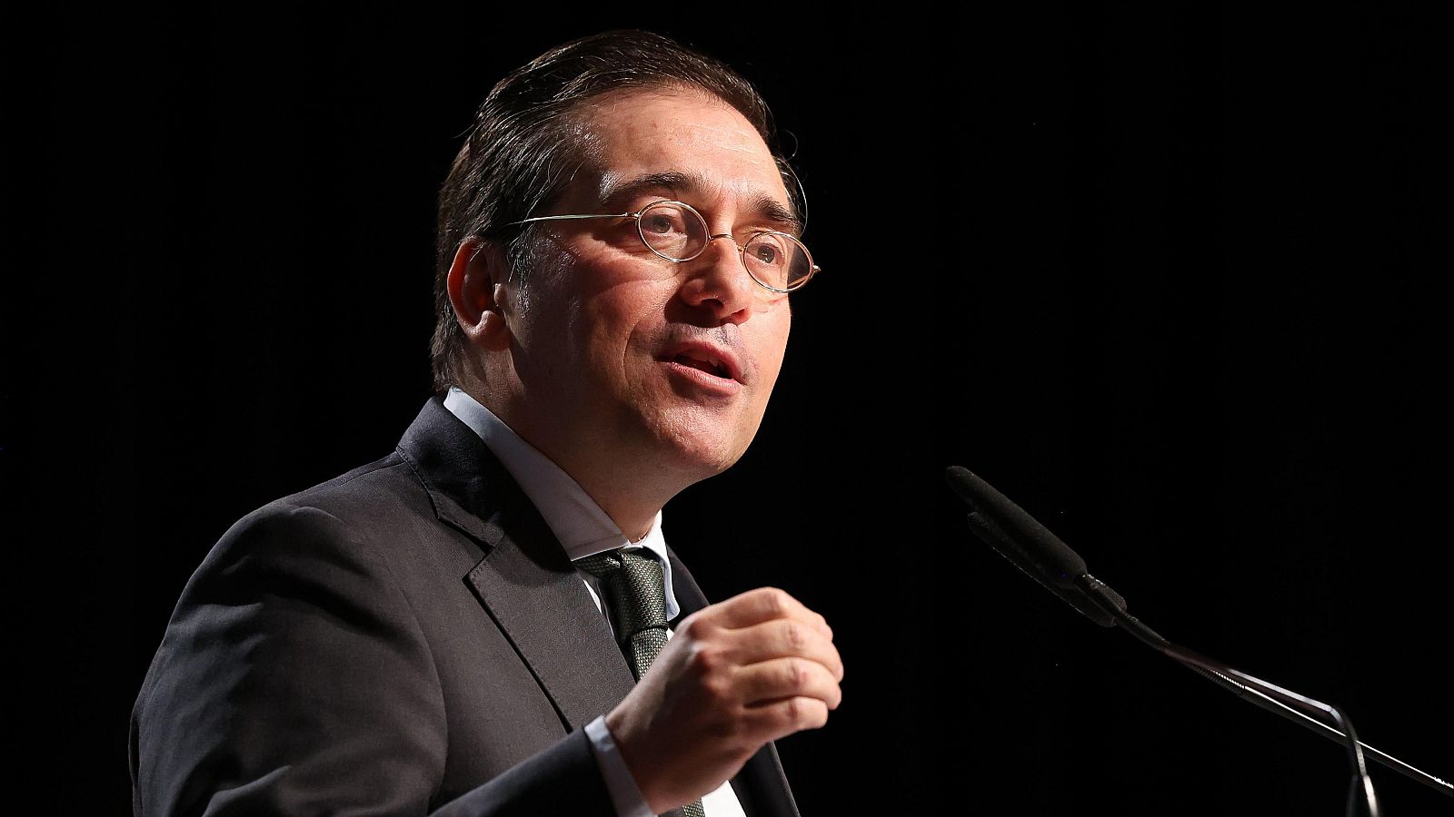 Albares, sobre Venezuela: "Queremos que triunfe la voluntad expresada en las urnas" - La noche en 24h | Ver