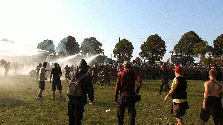 Metrópolis - Oliver Ressler