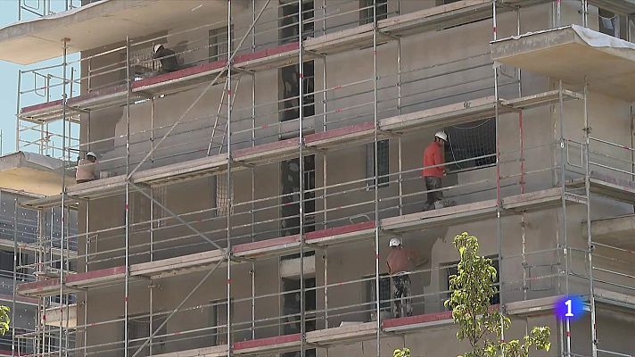 L'Informatiu - L'habitatge nou creix un 10% a Catalunya