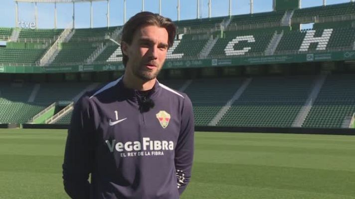 Fútbol - Miguel San Román, portero del Elche y atlético de cuna, antes del partido de Copa: "Será un partido muy especial"