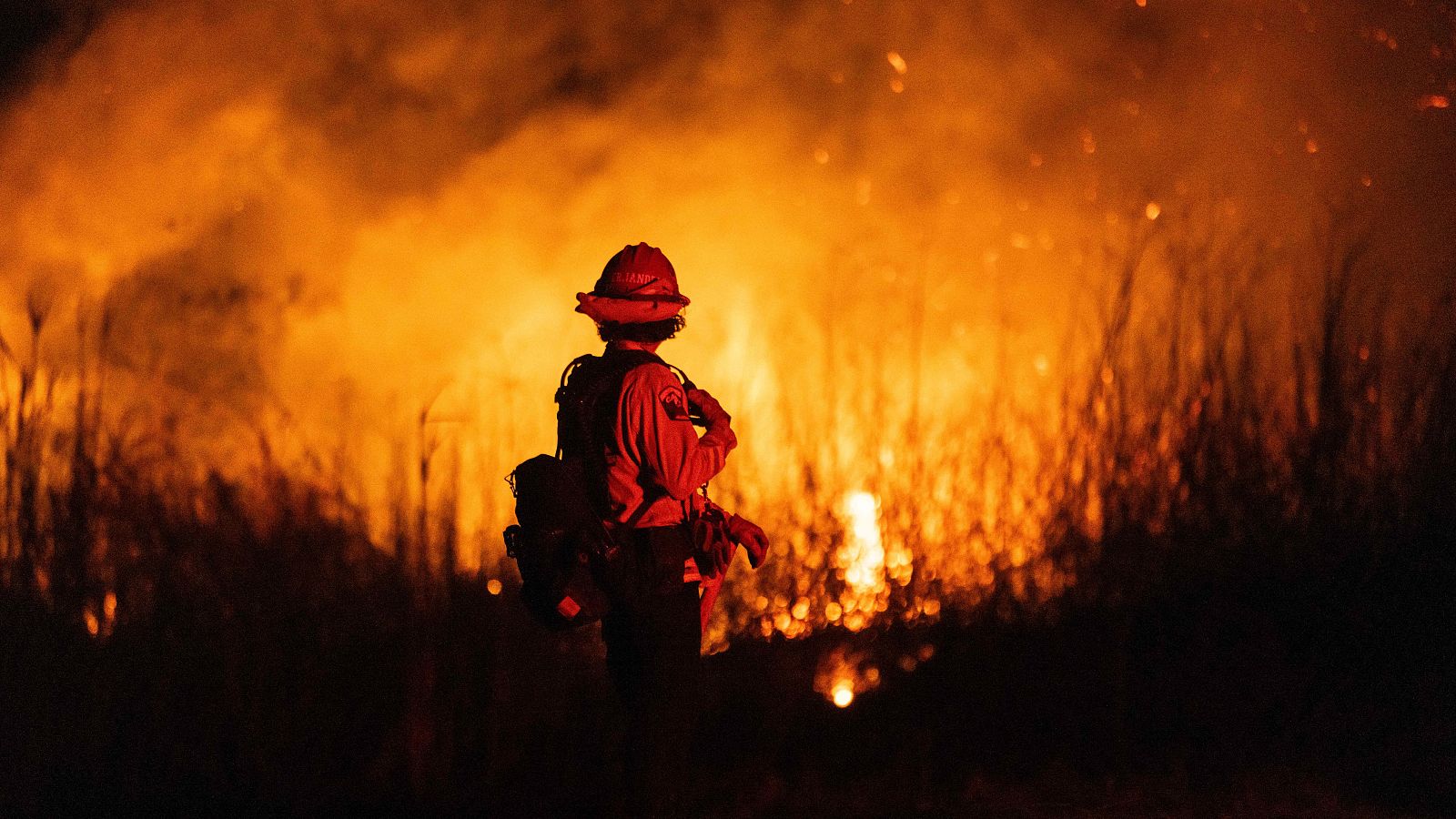 El fuego devora Los Ángeles con cuatro incendios todavía activos | Ver