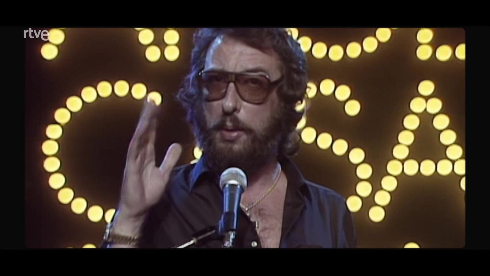 Documaster - Presentación: Eugenio, blanco o negro - ver ahora