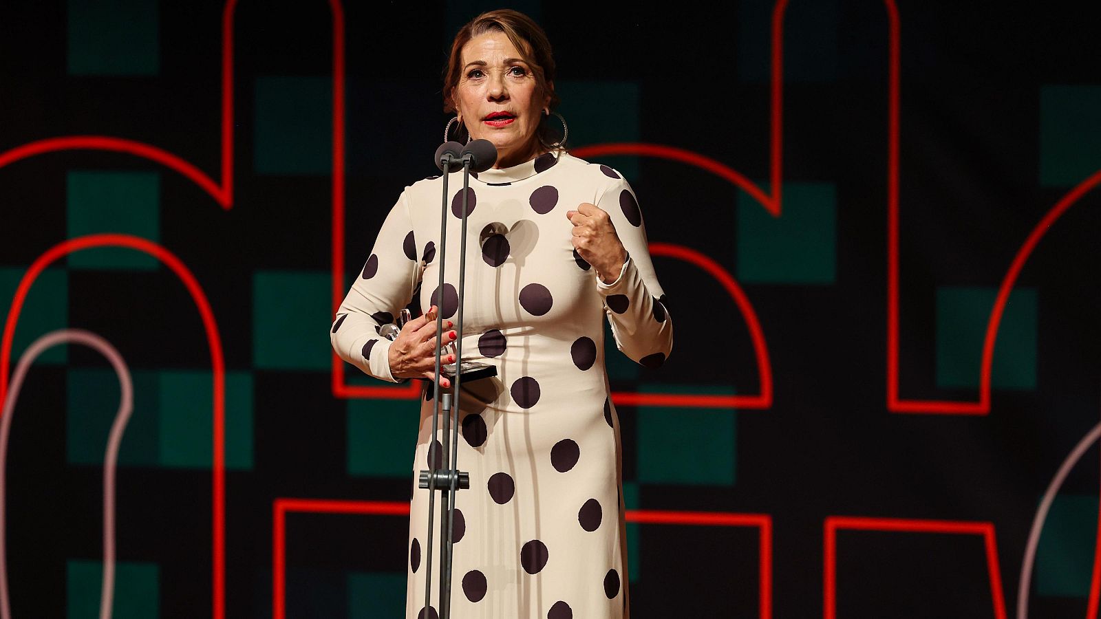 Emma Vilarasau ('Casa en llamas'): "Envejecer no puede ser tan terrible" - Somos cine | Ver