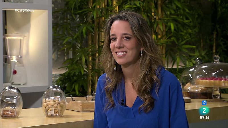 Andrea Aguilar presenta el llibre 'Mujer orgásmica' - Cafè d'idees | Veure