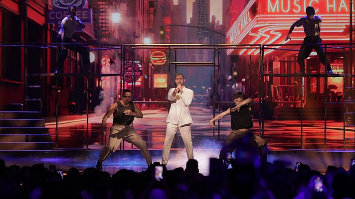 Benidorm Fest 2025: DAVID AFONSO canta \"AMOR BARATO\" | Ver