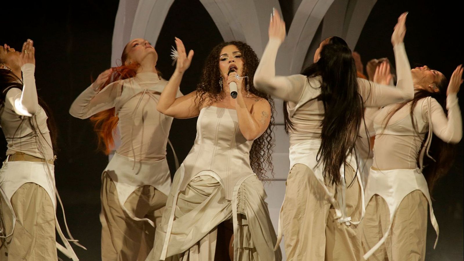 Benidorm Fest 2025: Lachispa canta "Hartita de llorar" | Ver