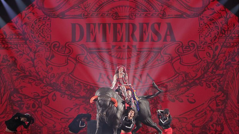 Benidorm Fest 2025: DeTeresa canta "LA PENA" | Ver