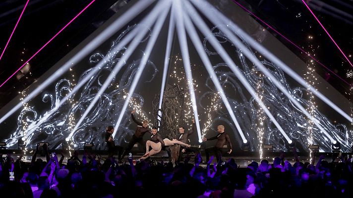 Benidorm Fest - Melody canta "ESA DIVA" en la segunda semifinal