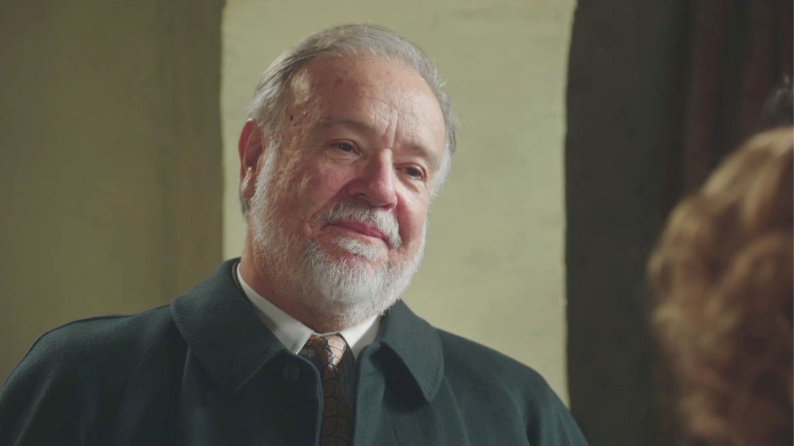 Don Rogelio quiere hundir a don Fermín - Salón de té La Moderna | Ver