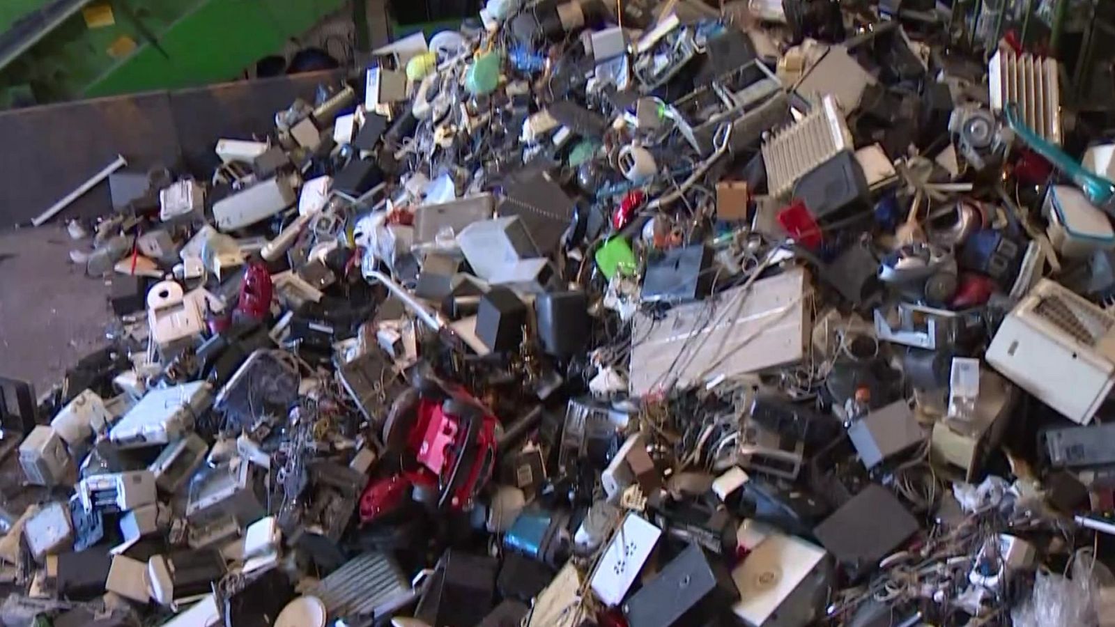 Objetivo Planeta - Minería urbana - ver ahora