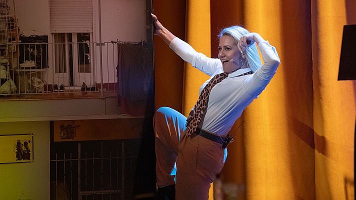 Beatriz de Vicente se cuela en el monólogo de Henar Álvarez - Al cielo con ella | Ver