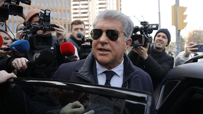 Laporta: "Es una vergüenza que no pitaran penalti a Koundé" - Fútbol | Ver