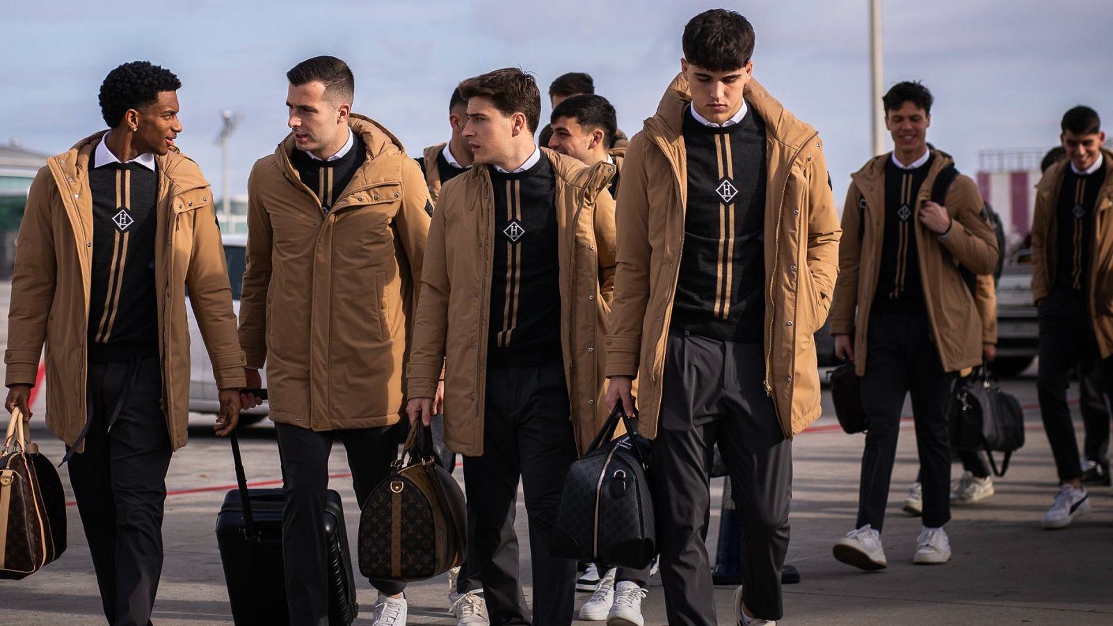 El Barça vuela a Lisboa para cerrar su clasificación a octavos - Telediario 1 | Ver