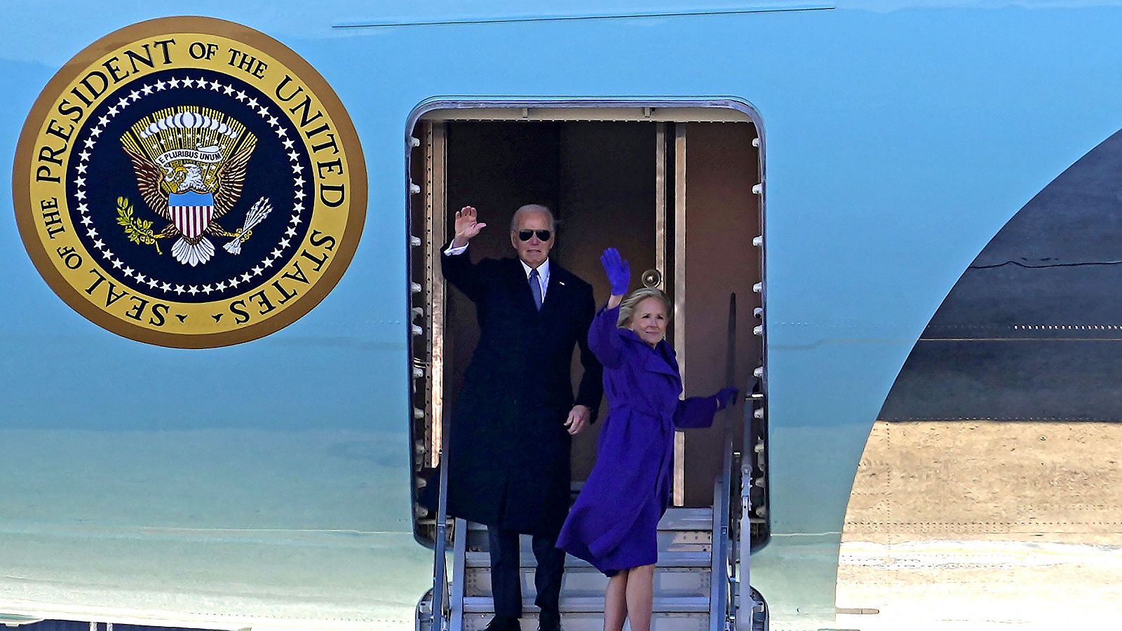 Biden se despide de la presidencia tras ceder el testigo a Trump - Especiales informativos | Ver