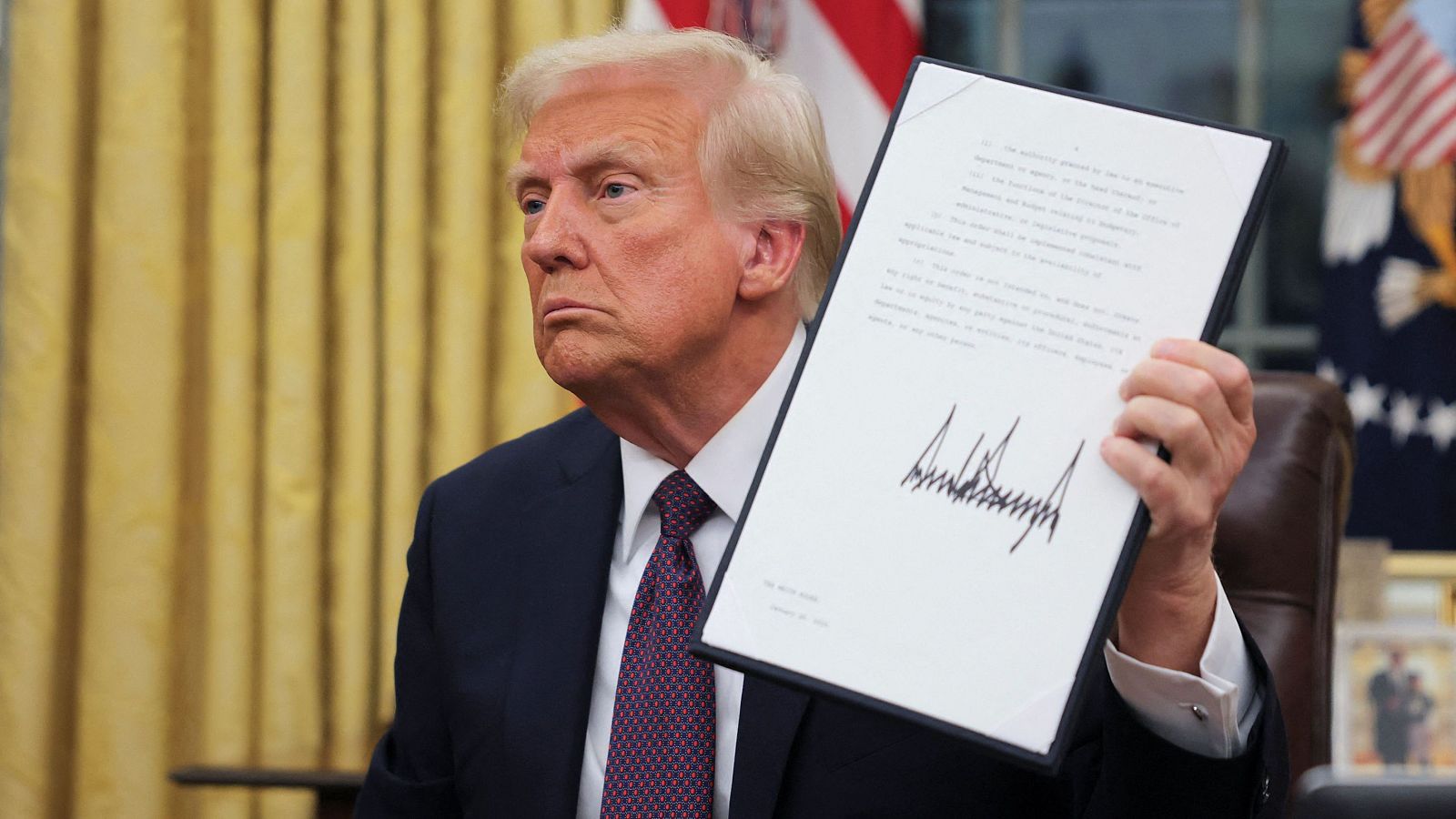 Trump revoca 78 órdenes de la administración de Biden | Ver