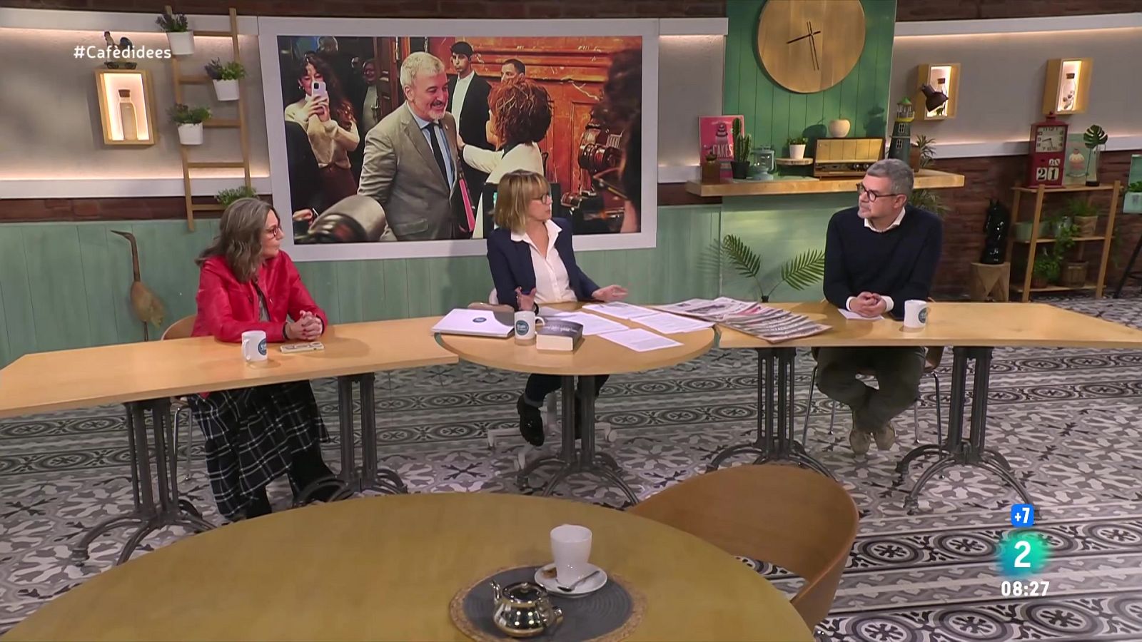 Gemma Nierga entrevista la regidora de BComú. Parlem de la presa de possessió. I del moviment amb Quim Esteban i l'activista Emilio López