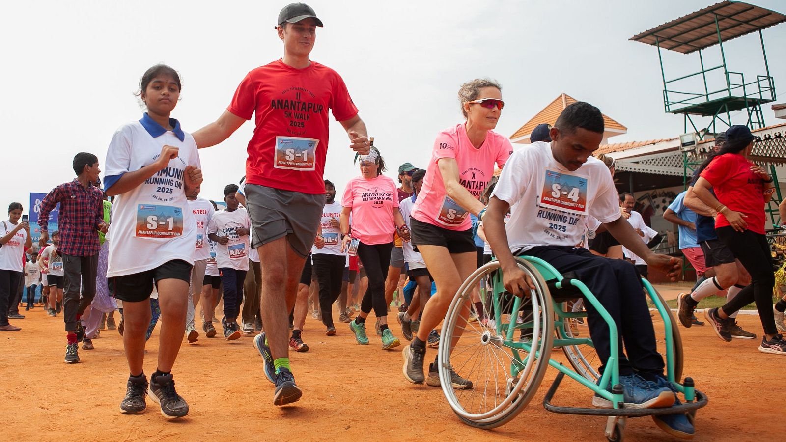 10ª Ultramaratón de Anantapur: diez años transformando vidas | Ver