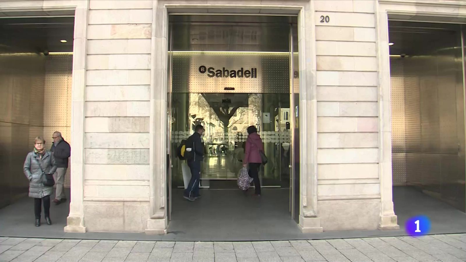 El Banc Sabadell torna a Catalunya - L'Informatiu | Veure
