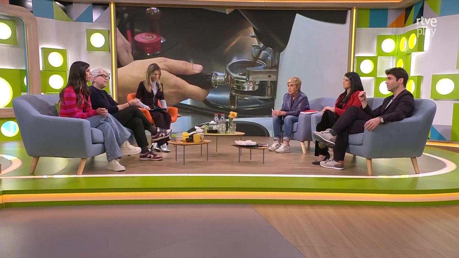 Un cafè al matí millora la salut cardiovascular | L'altaveu - L'altaveu | Veure