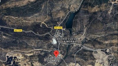 Desalojados los vecinos de Cueva de la Mora, en Huelva | Ver