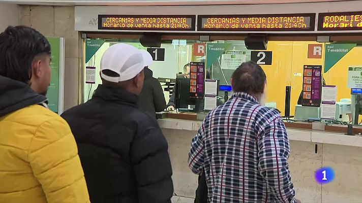 L'Informatiu - L'impacte social de la caiguda del decret òmnibus