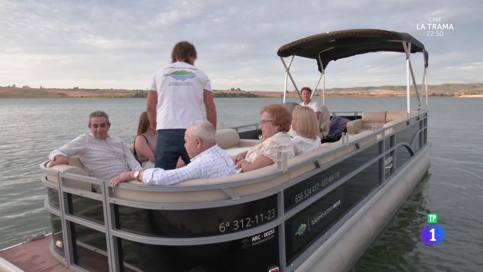 Un barco de nombre extranjero - Aquí la Tierra | Ver