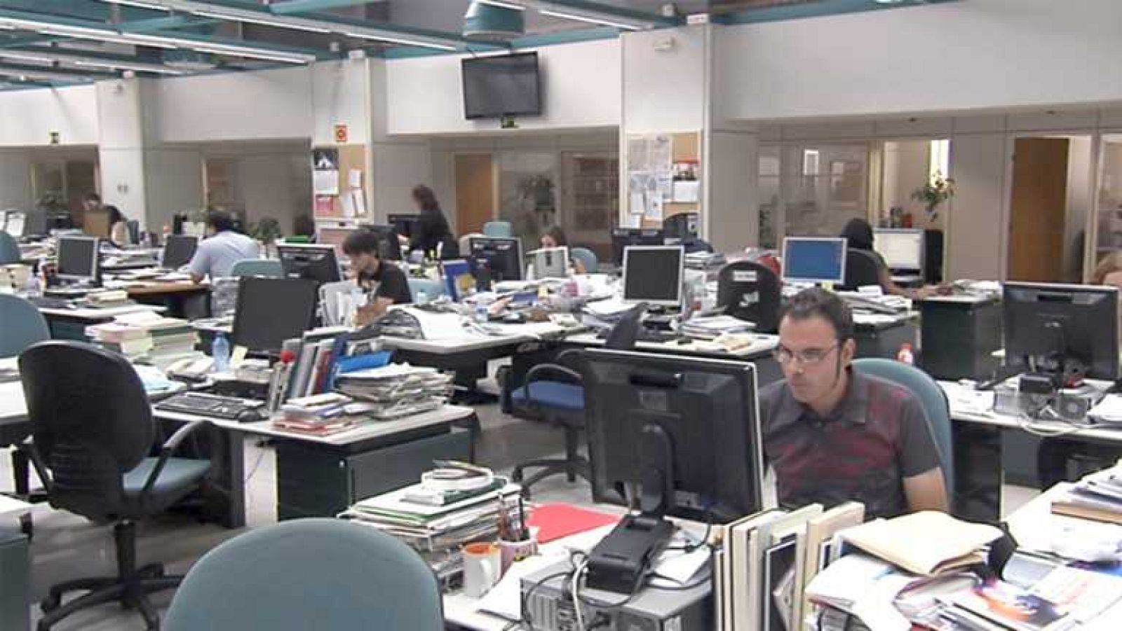 Tenemos chico nuevo en la oficina - Capítulo 7