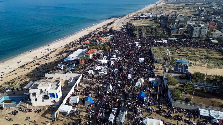 Telediario Fin de Semana - El bloqueo israelí al norte de Gaza deja una columna de miles de palestinos agolpados