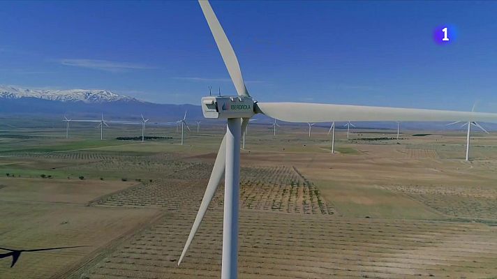 Telediario Fin de Semana - Aragón, líder en producción renovable